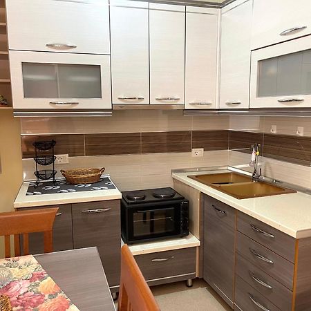 Melina Apartments Sarande Bagian luar foto