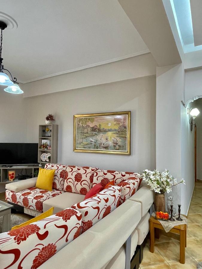 Melina Apartments Sarande Bagian luar foto