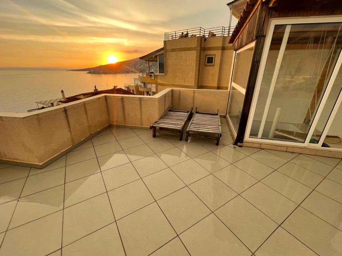 Melina Apartments Sarande Bagian luar foto