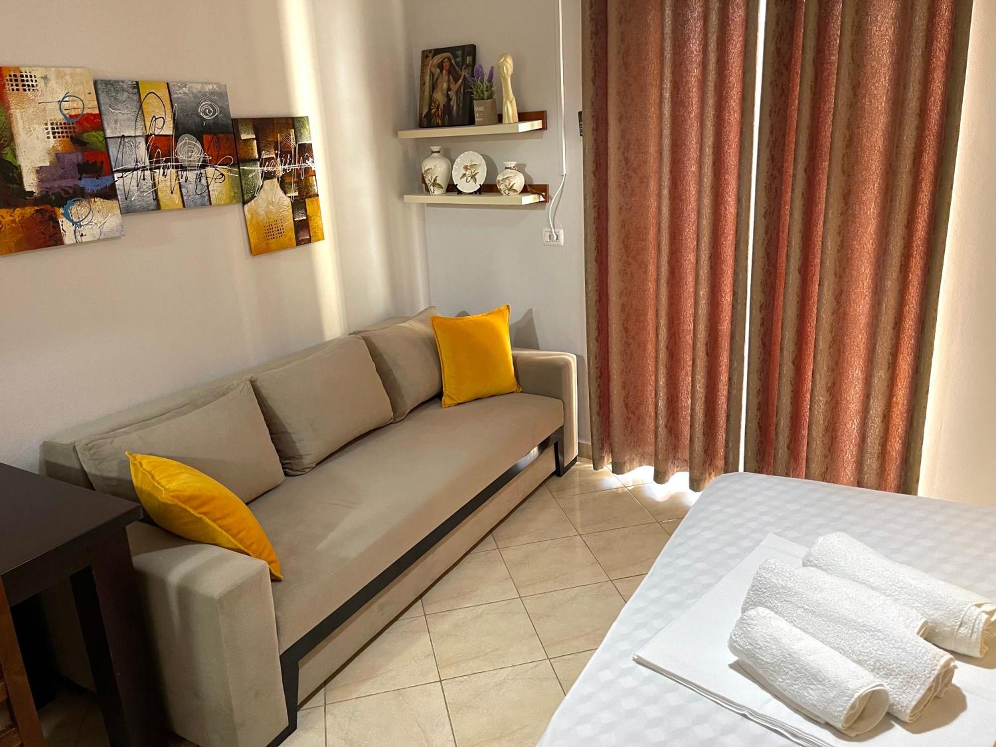 Melina Apartments Sarande Bagian luar foto