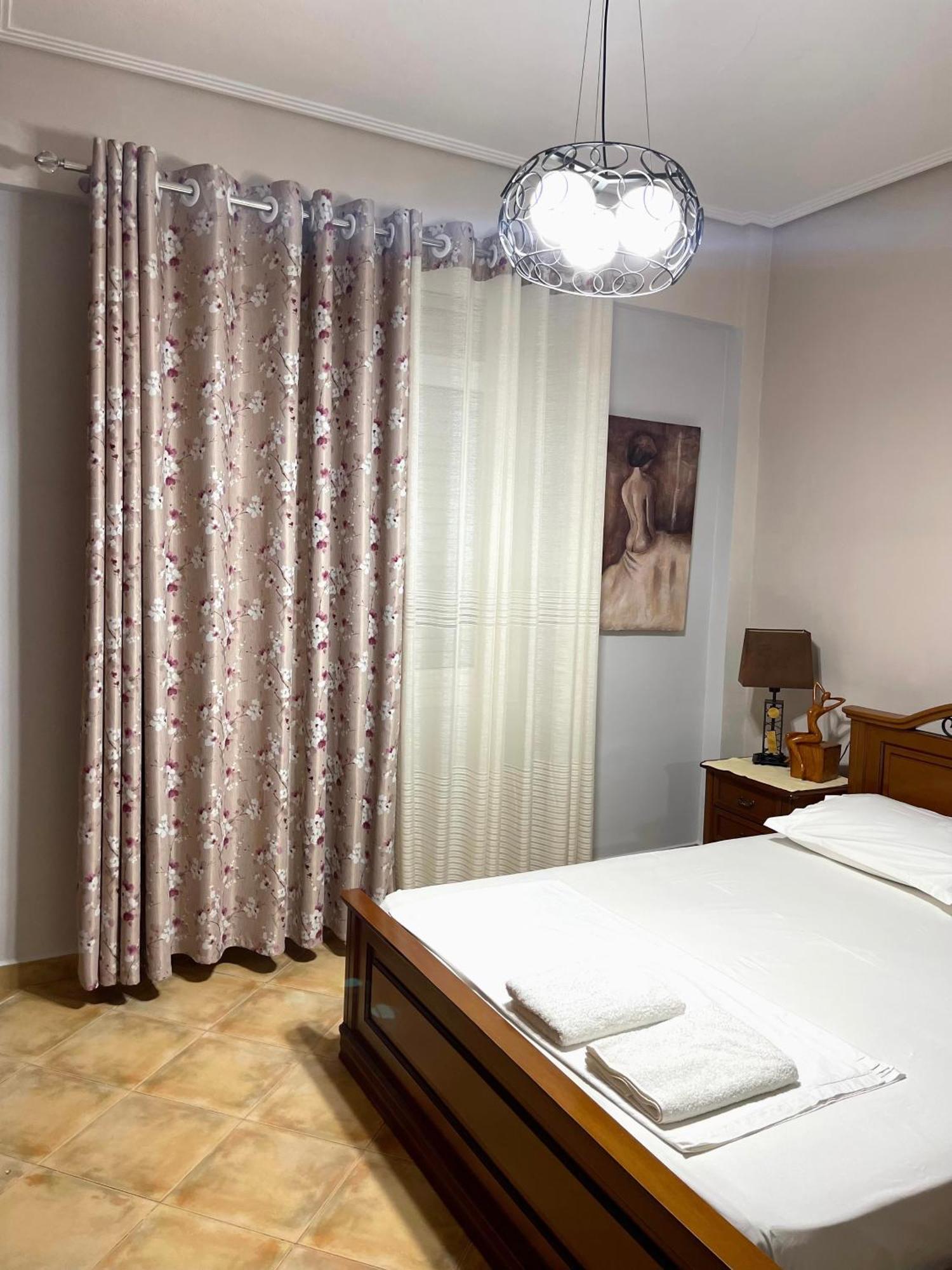 Melina Apartments Sarande Bagian luar foto